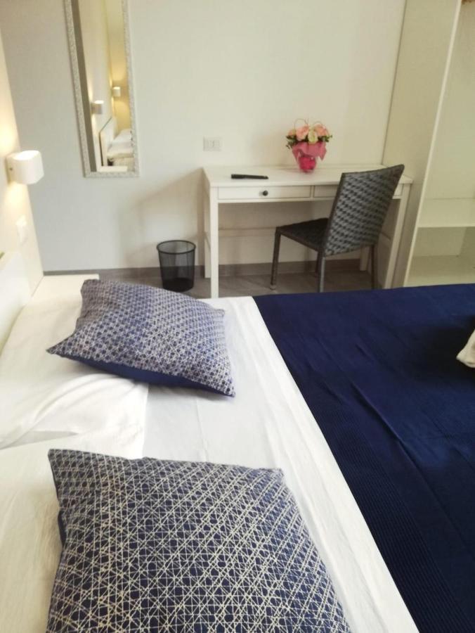 Cosmo Rooms A Pochi Passi Da Tropea サンタ・ドメーニカ エクステリア 写真